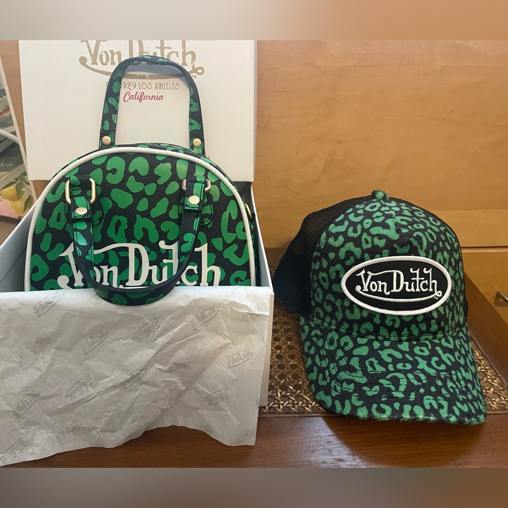 VON DUTCH BUNDLE LIME CHEETAH BOWLING BAG SMALL AND TRUCKER VELVETY HAT NEW